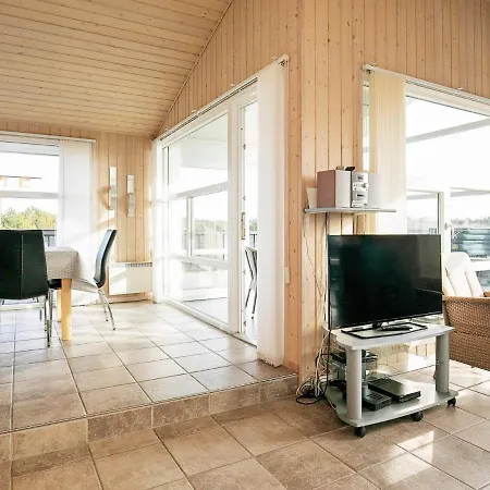 4 Star Holiday In Holiday home *