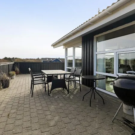 4 Star Holiday In Vejers Strand